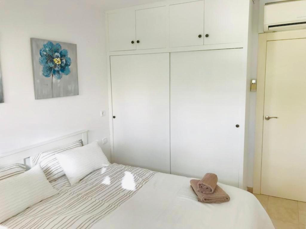 Los Fernandos, 1St Line Beachfront Poniente, 2 Bedroom Apartment Ocean Terrace Benidorm Luaran gambar
