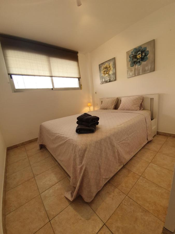 Los Fernandos, 1St Line Beachfront Poniente, 2 Bedroom Apartment Ocean Terrace Benidorm Luaran gambar